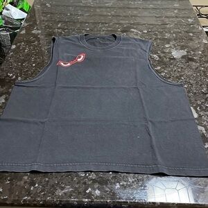 Men’s cut off tank